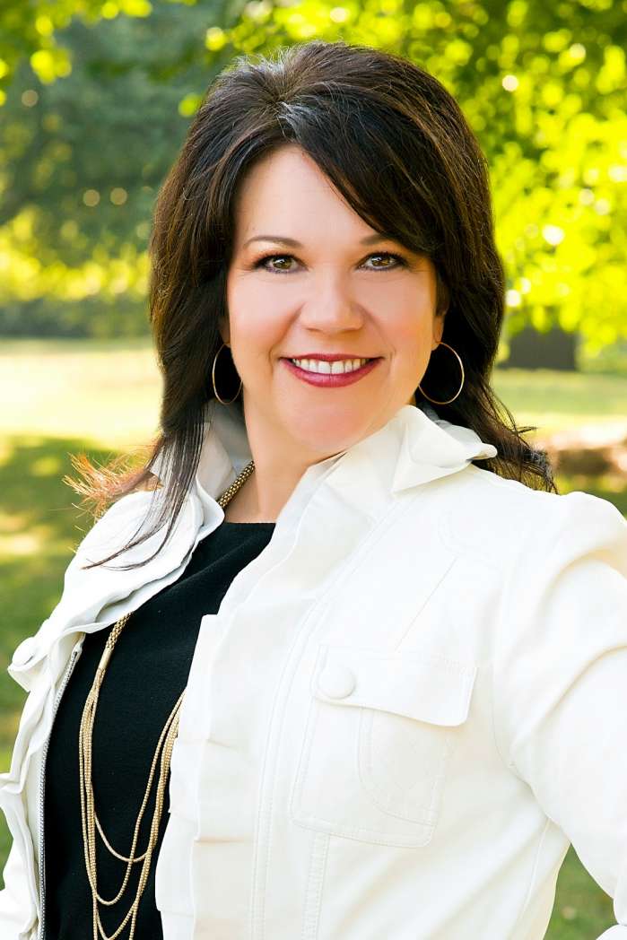 Alisha Windom Agency-logo